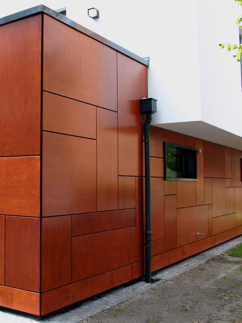 Bild einer Fassade aus Holz